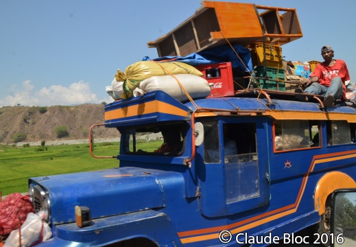 Transport sur la route de Sagada